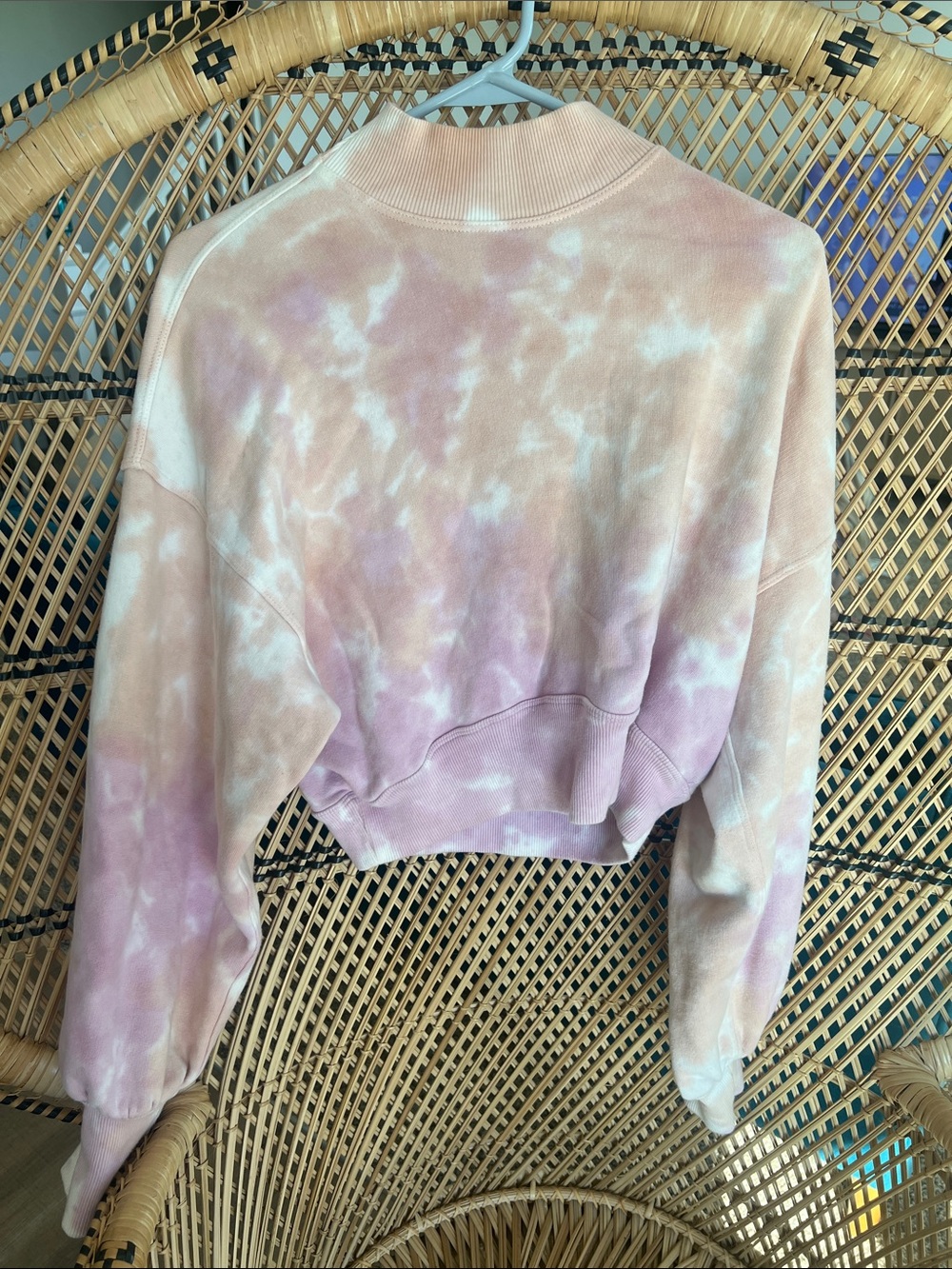 Spiritual Gangster Pastel Pink & Cream Tie-Dye Cropped Sweatshirt